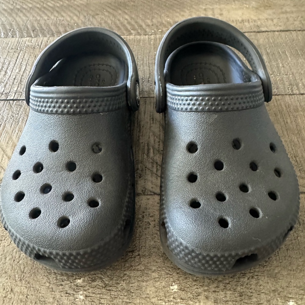 CROCS Kids Charcoal Sandals
